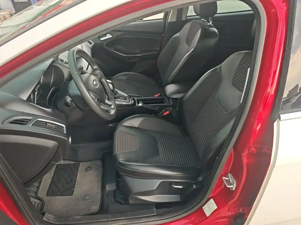 Ford Focus — миниатюра 15