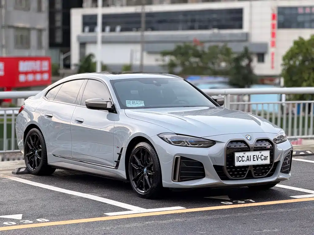 BMW i4 M 2023 M50