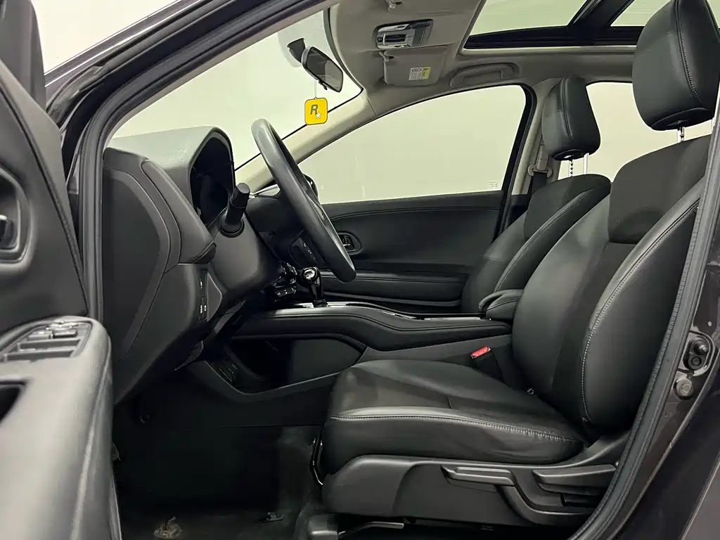 Honda Vezel 2020 1.5L CVT Luxury