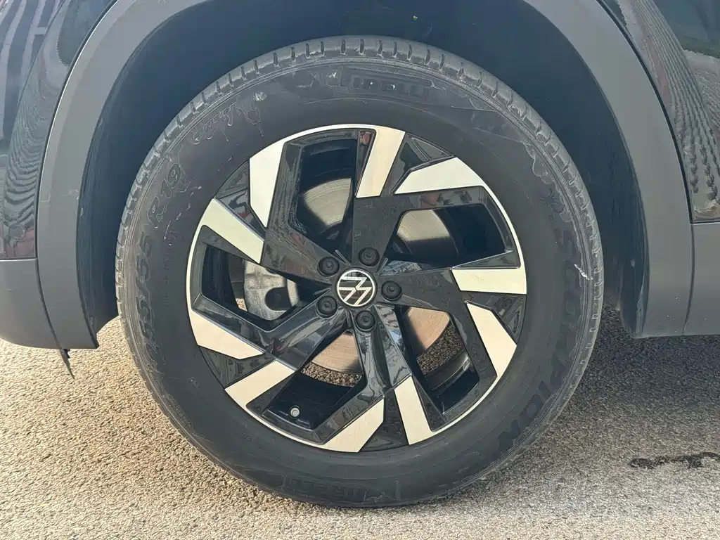 Volkswagen Teramont — миниатюра 5