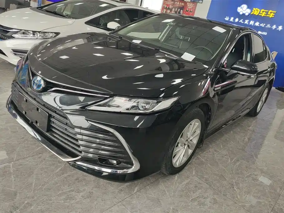 Toyota Camry 2022