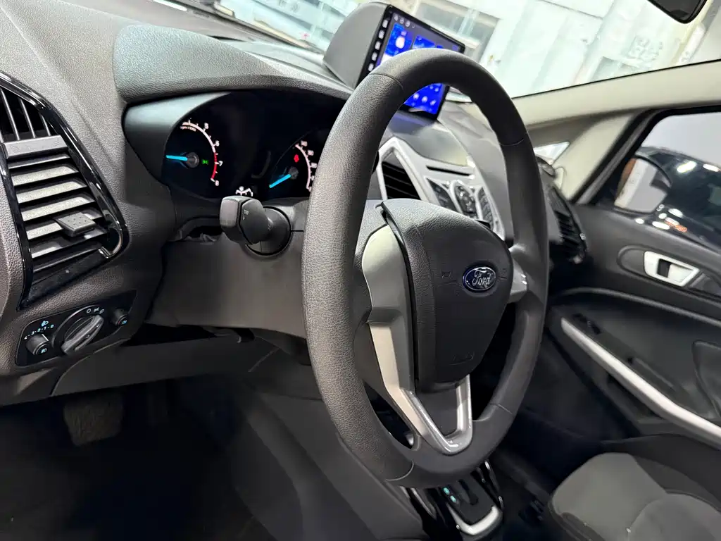 Ford Ecosport — миниатюра 11