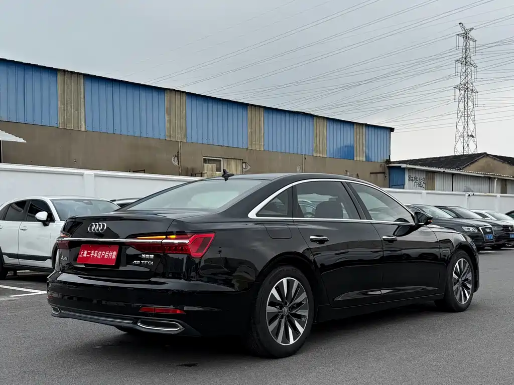Audi A6L — миниатюра 10