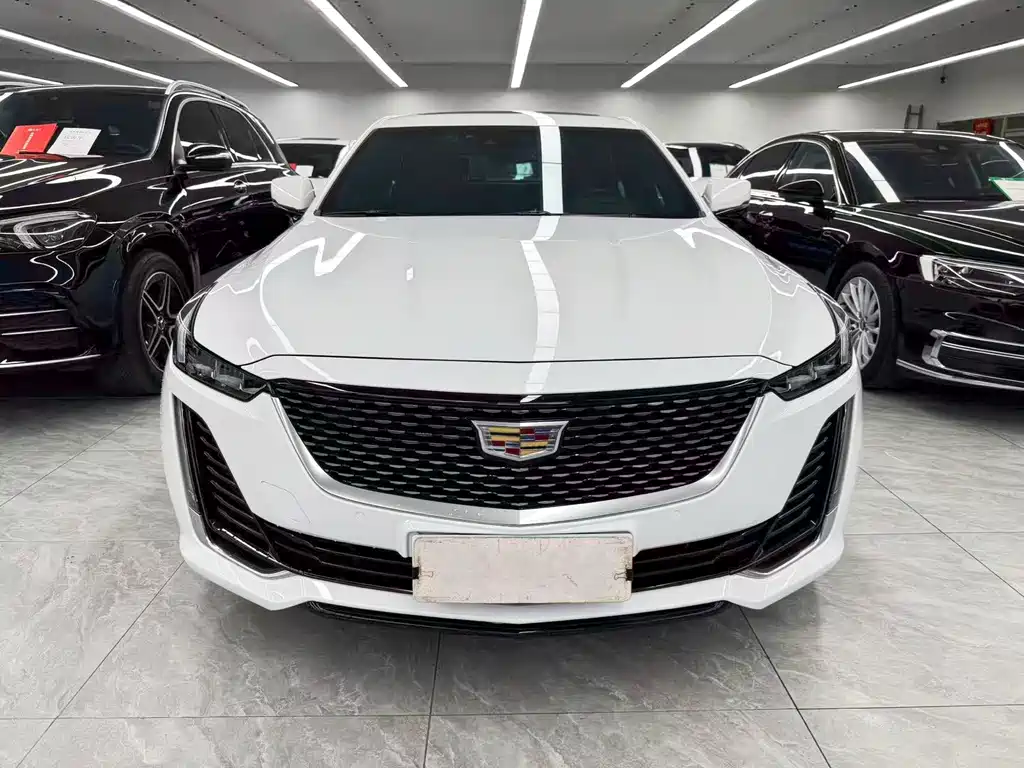 Cadillac CT5 — миниатюра 2