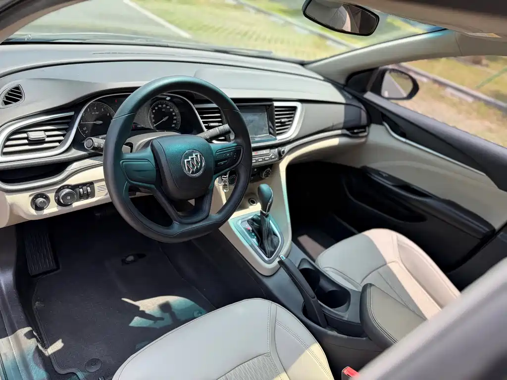 Buick Excelle — миниатюра 9
