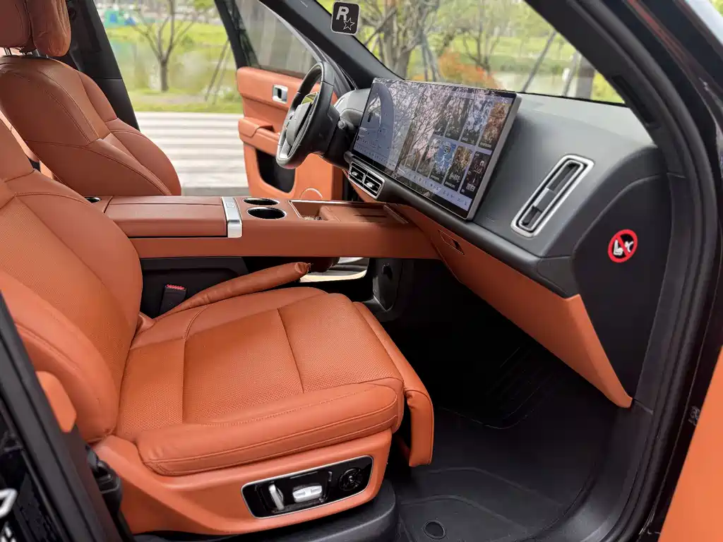 Li Auto L8 2024 Pro
