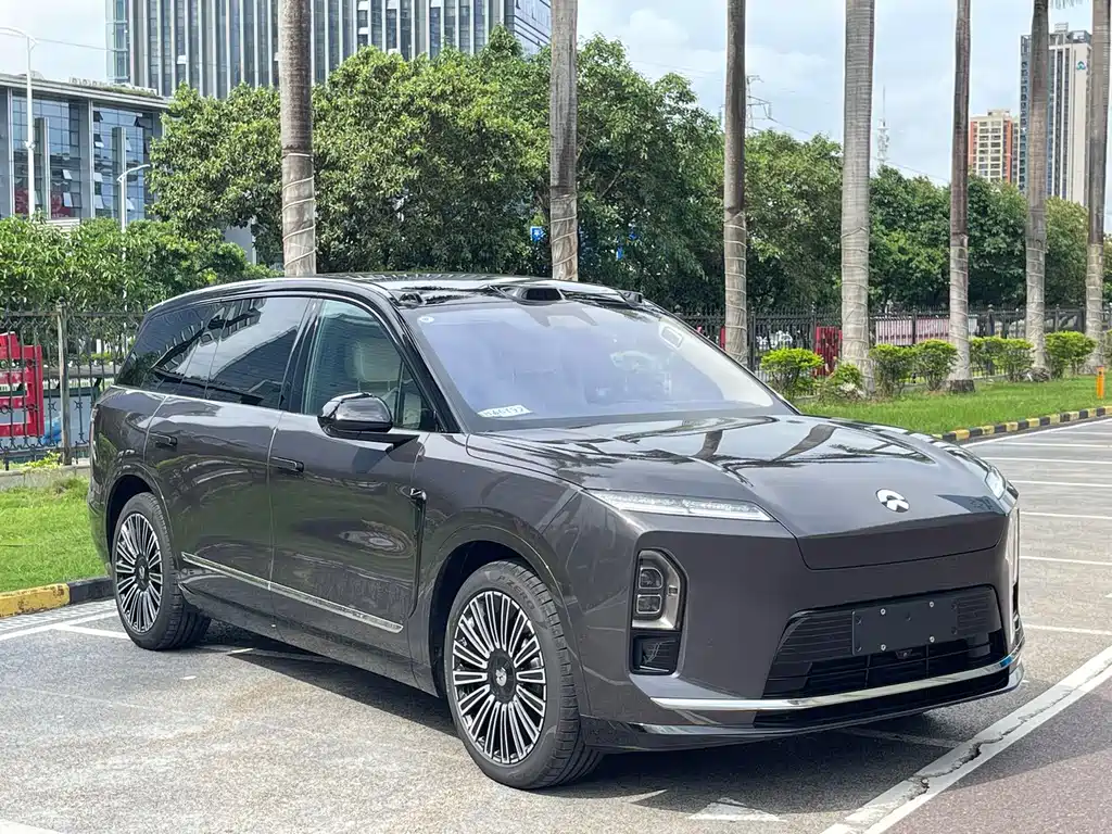 NIO ES8 2026 мест Executive Luxury