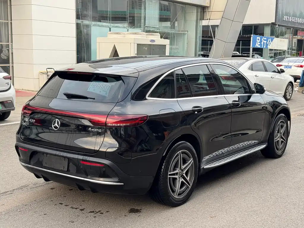 Mercedes-Benz EQC — миниатюра 4