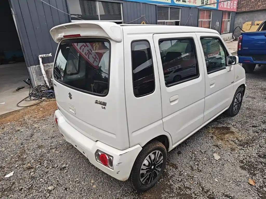 Suzuki Wagon R — миниатюра 7