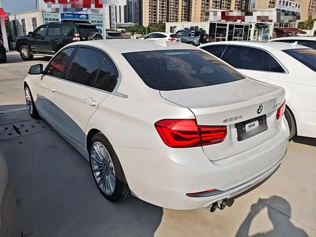 BMW 3 Series — миниатюра 23