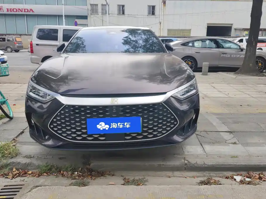 BYD Han — миниатюра 2
