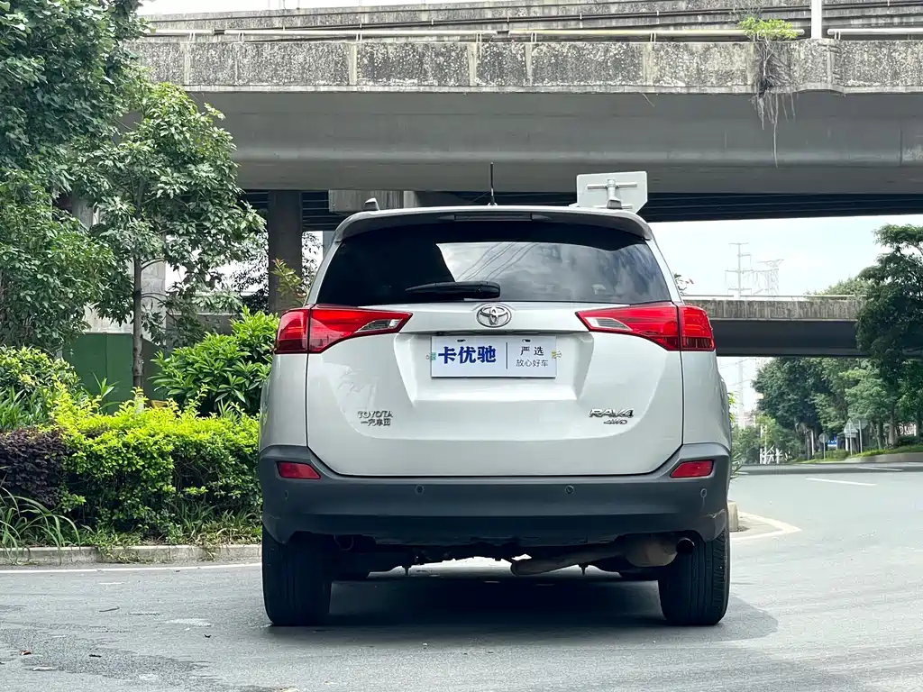 Toyota RAV4 2013 2.5L AT Elite