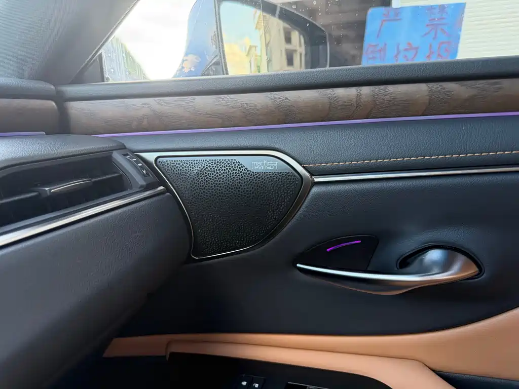 Lexus ES — миниатюра 4