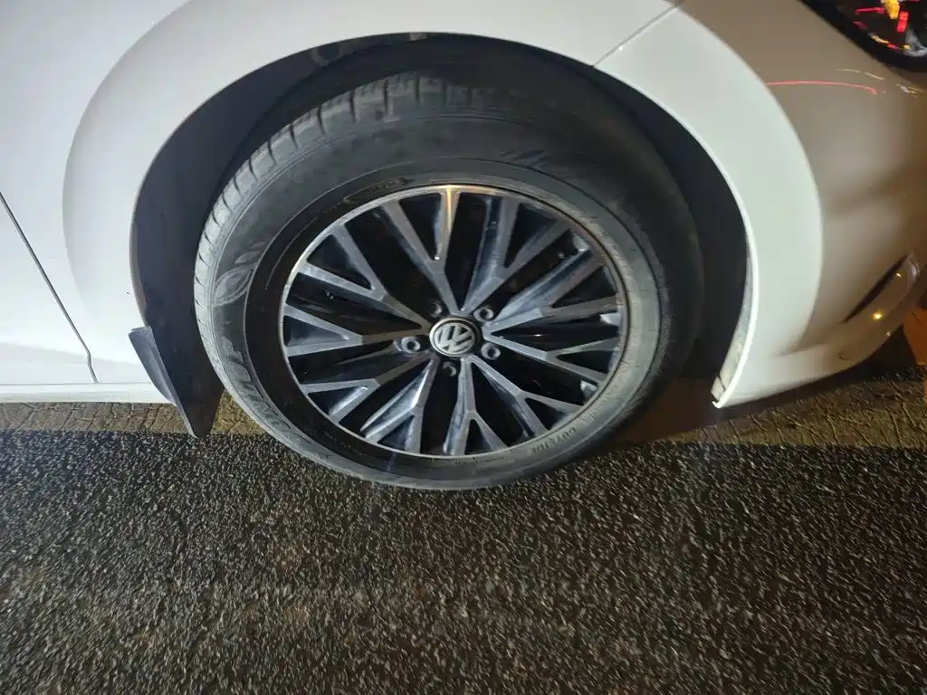 Volkswagen Sagitar — миниатюра 8
