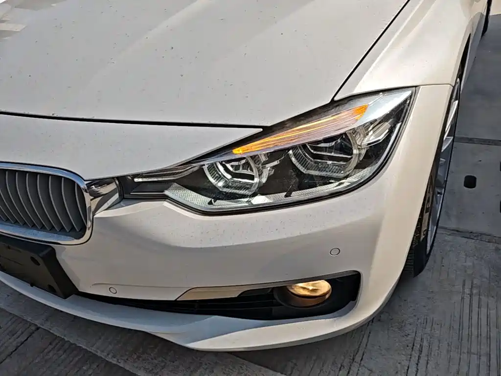 BMW 3 Series — миниатюра 18