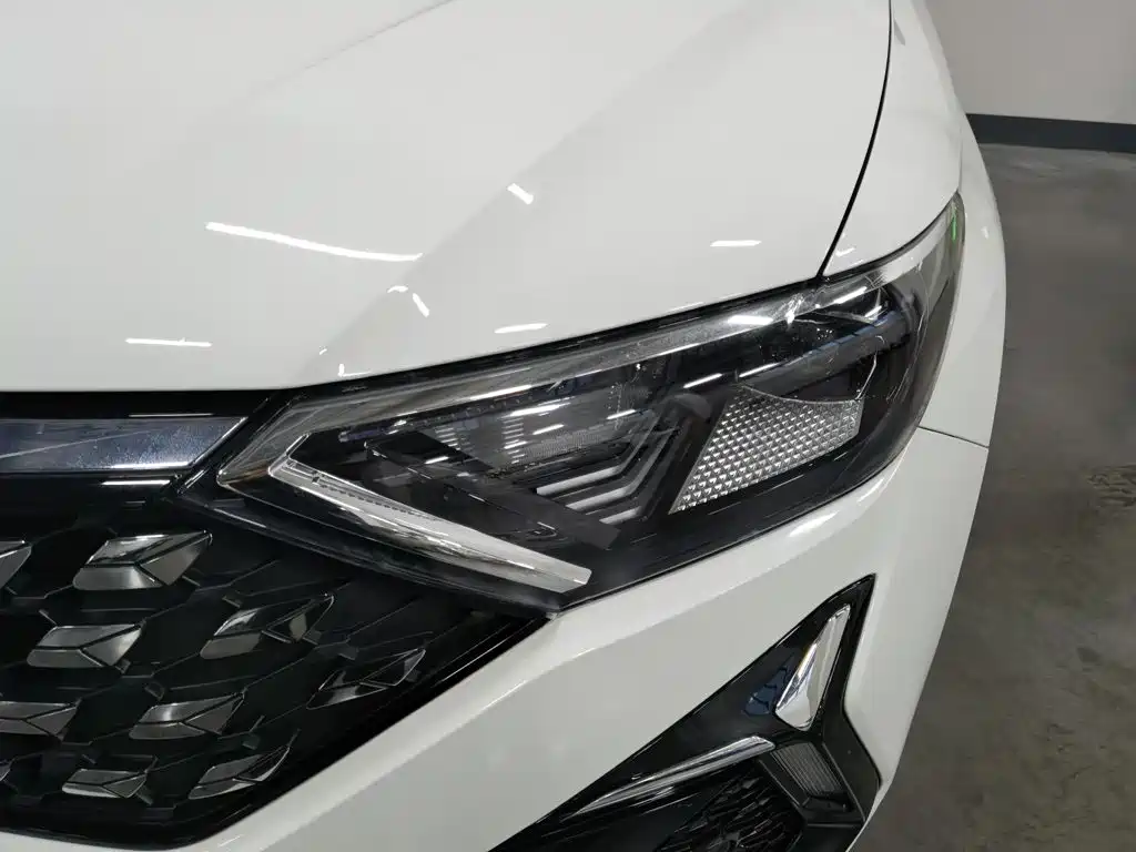 Jetta VS5 — миниатюра 7