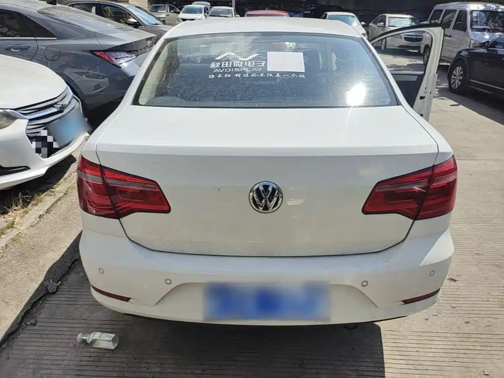 Volkswagen Bora — миниатюра 6