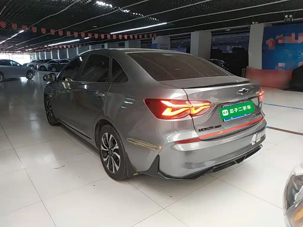 Chevrolet Monza — миниатюра 5