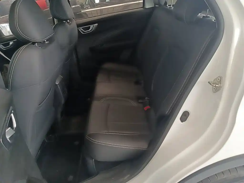 Geely Vision X3 — миниатюра 17