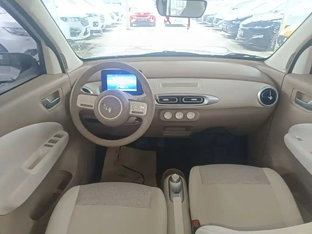 Wuling MINIEV — миниатюра 10