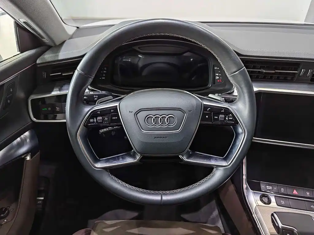 Audi A7L — миниатюра 8