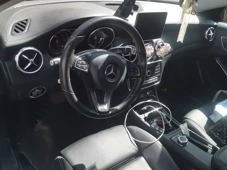 Mercedes-Benz GLA — миниатюра 12