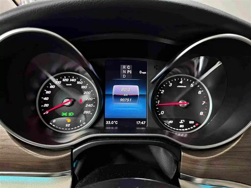 Mercedes-Benz V-Class — миниатюра 8