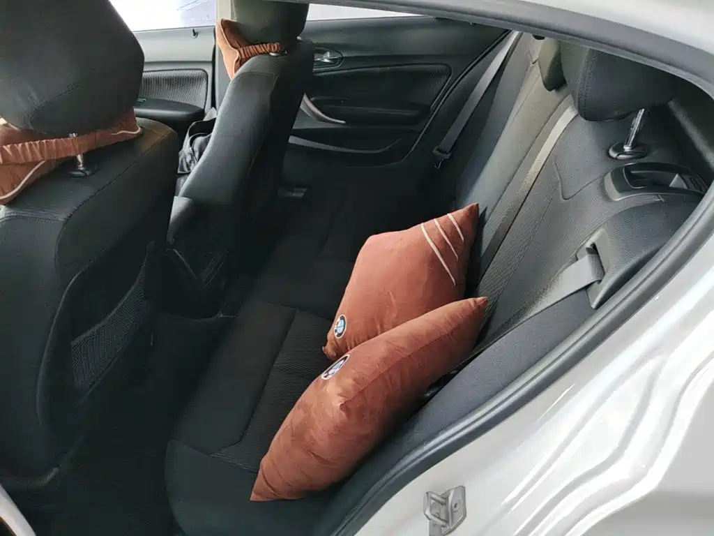 BMW 1 Series (Import) — миниатюра 17