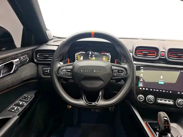 Lynk & Co 02 Hatchback — миниатюра 13