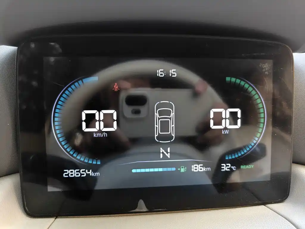 Leapmotor Leapmotor T03 — миниатюра 4