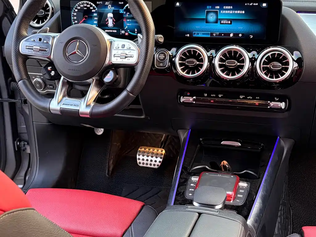 Mercedes-Benz GLA AMG — миниатюра 10