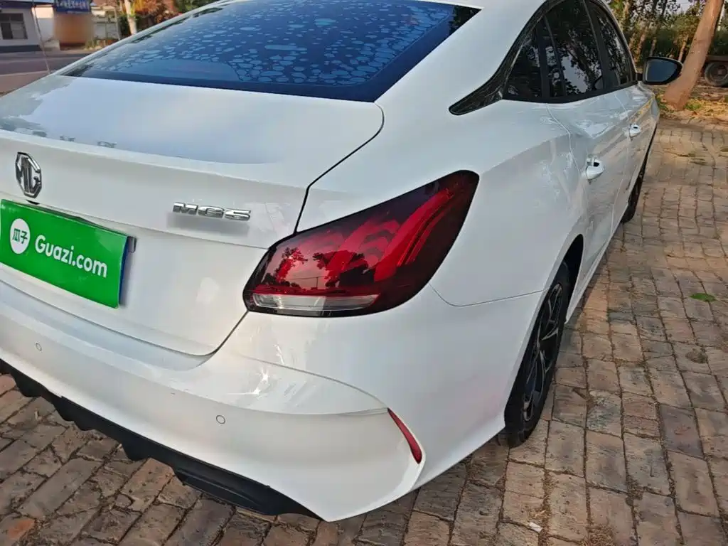 MG MG5 — миниатюра 8