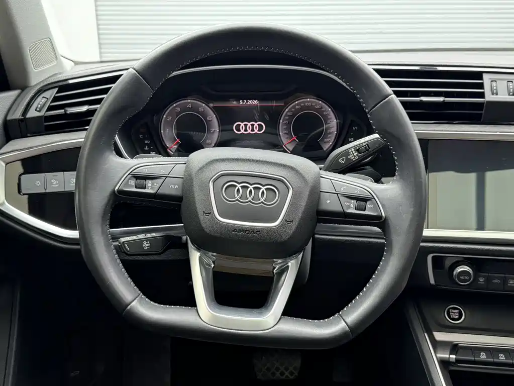 Audi Q3 — миниатюра 13