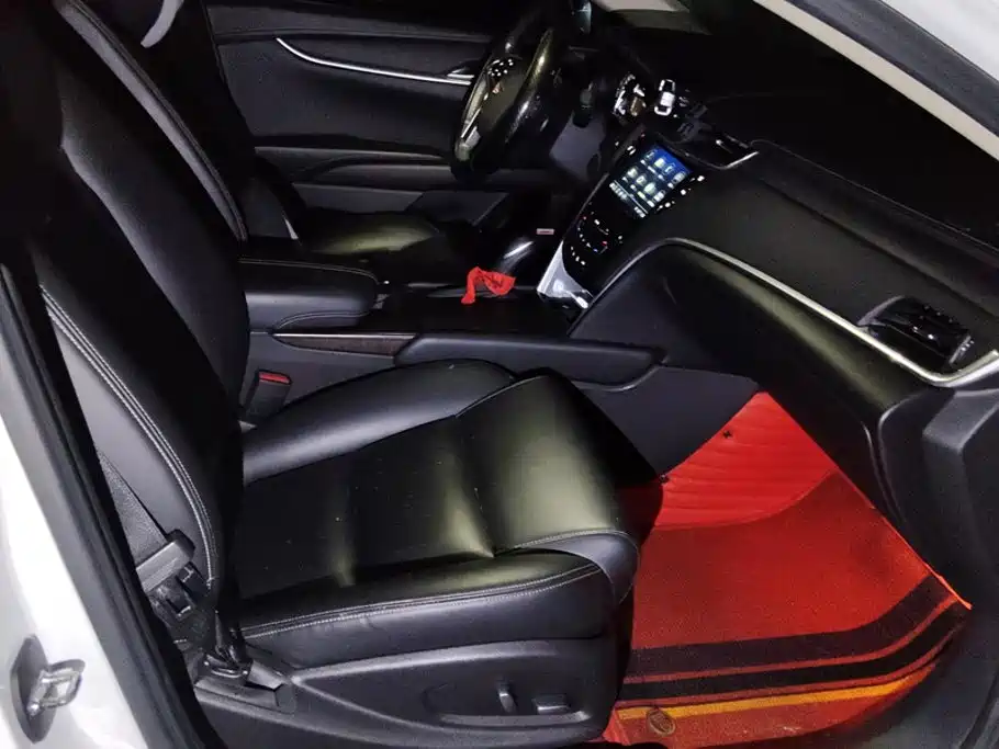 Cadillac XTS — миниатюра 8
