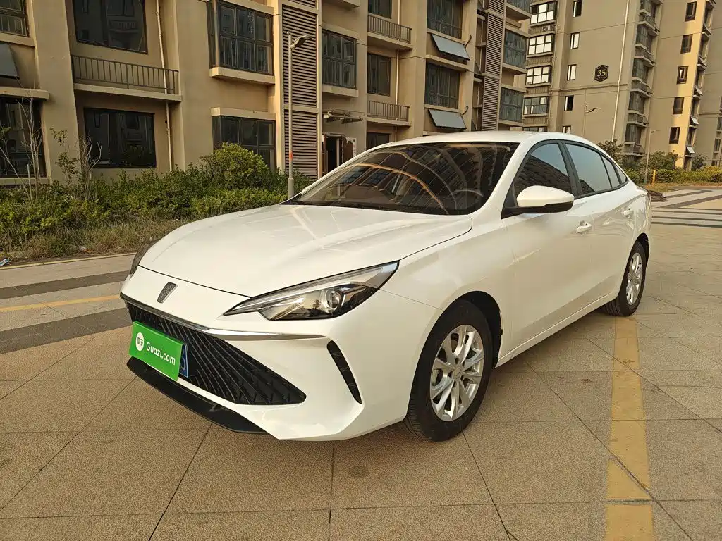 Roewe i5