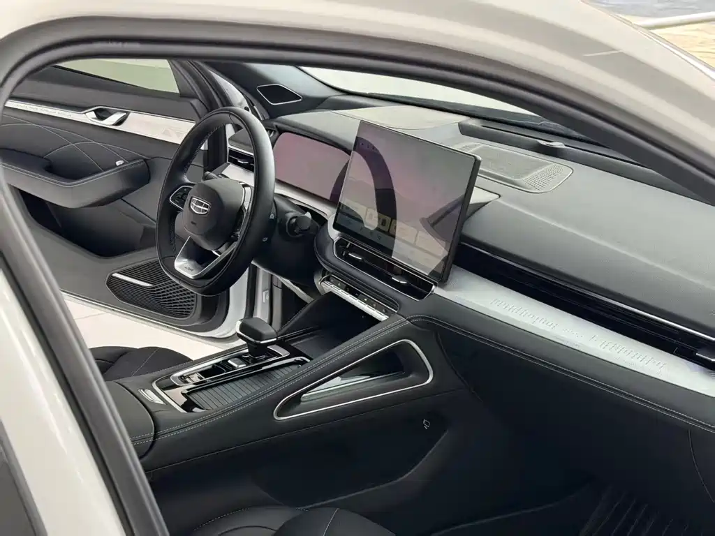 Geely Xingrui — миниатюра 11