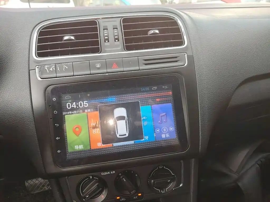 Volkswagen Polo — миниатюра 13