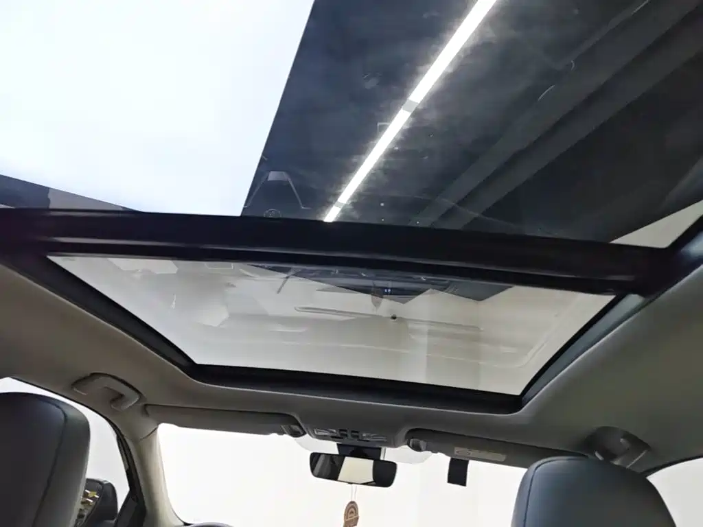 Toyota Highlander — миниатюра 18