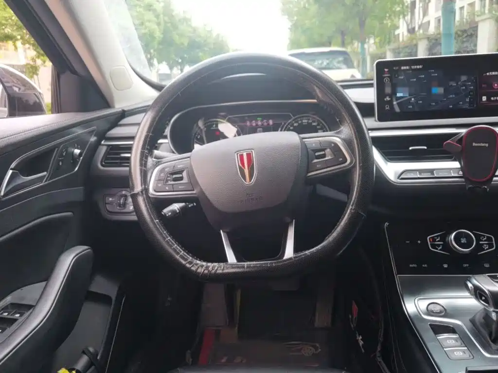 Hongqi Hongqi H5 — миниатюра 3