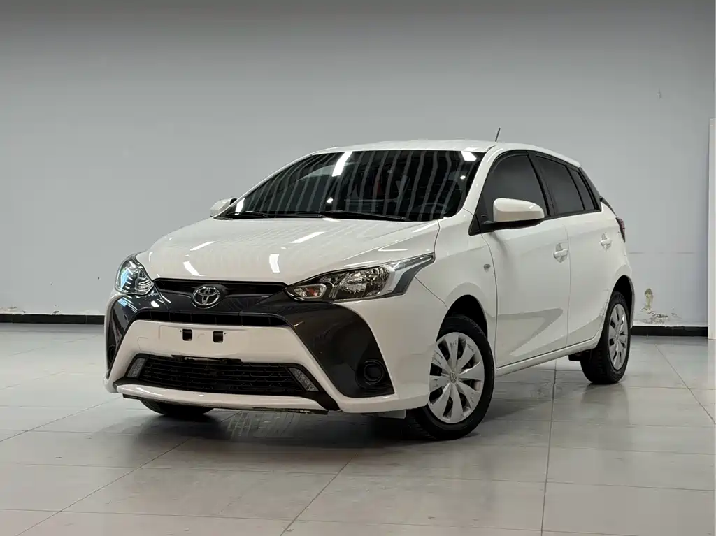 Toyota Yaris L 2020