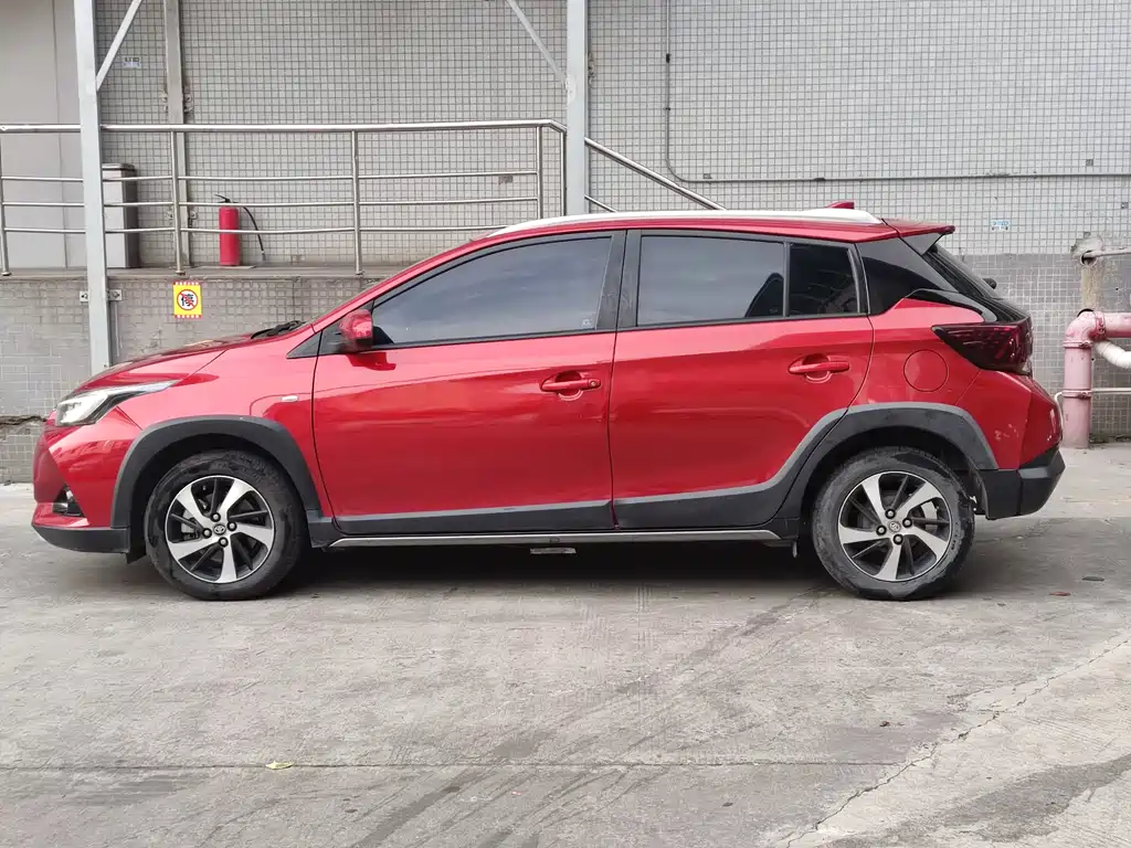 TOYOTA YARIS L ZHIXUAN