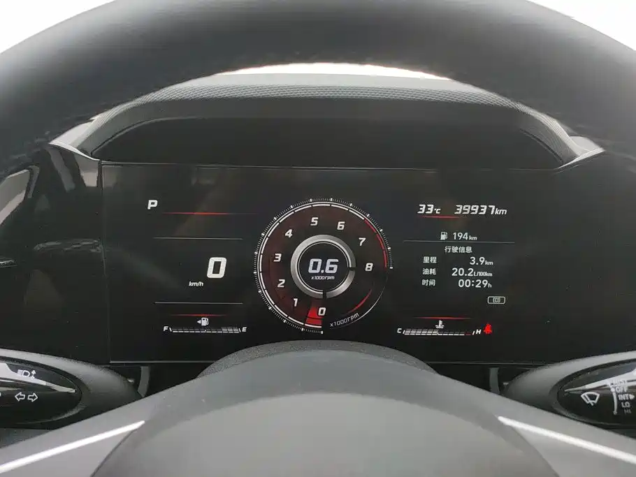Hyundai Elantra — миниатюра 14