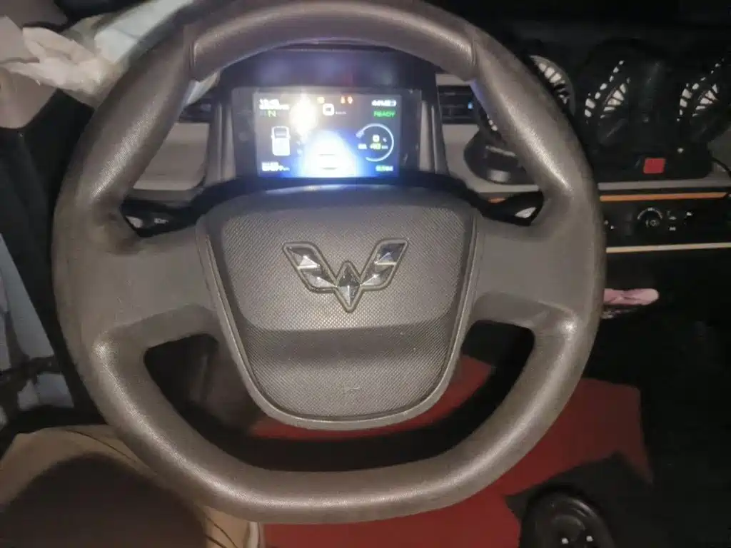 Wuling MINIEV — миниатюра 7