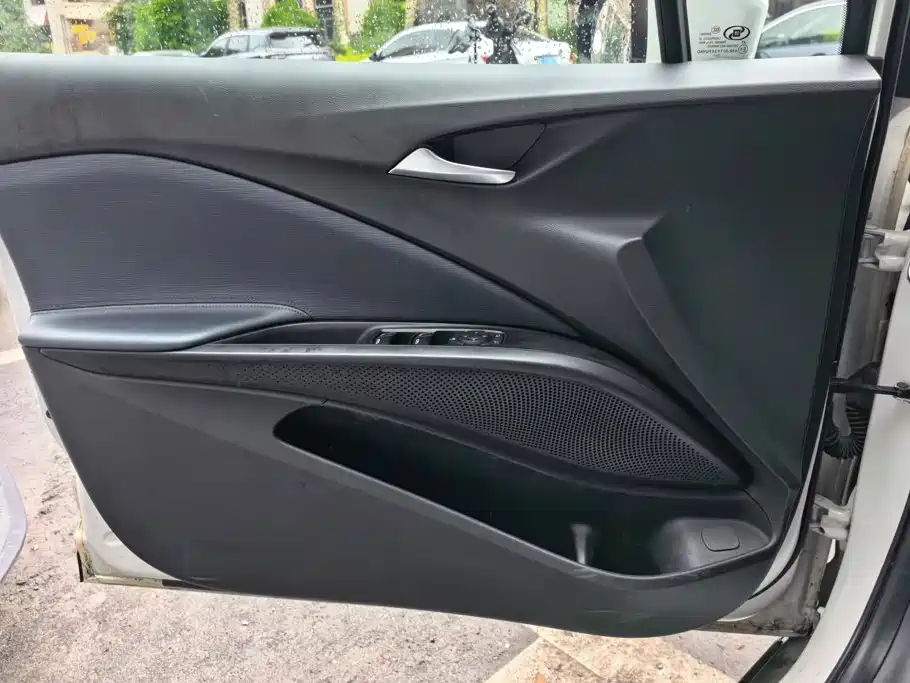 Buick Velite 6 — миниатюра 7