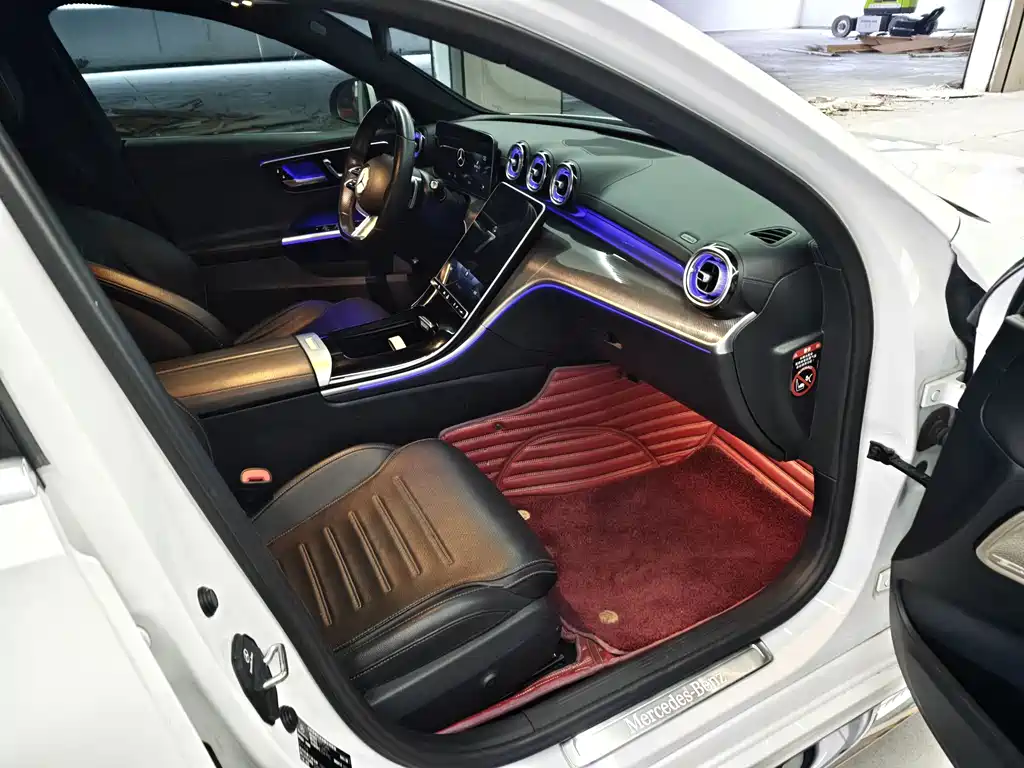 Mercedes-Benz C-Class — миниатюра 4