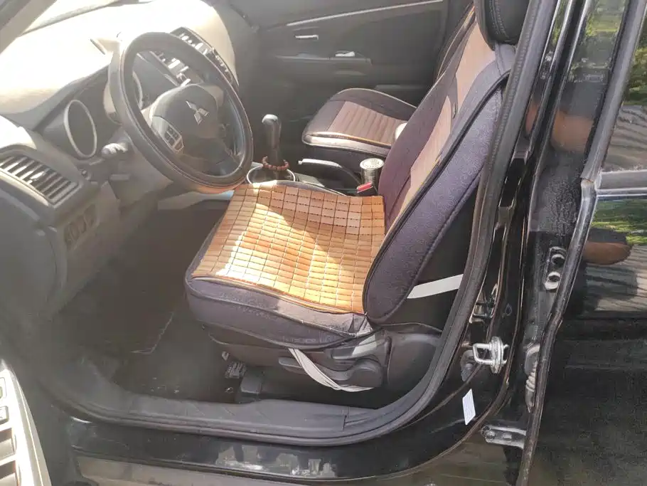 Mitsubishi ASX — миниатюра 9