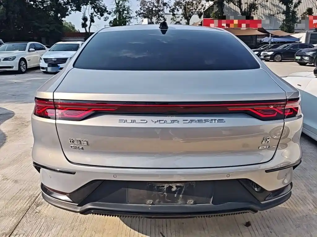 BYD Han — миниатюра 6