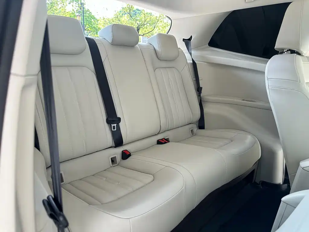 Volkswagen Viloran — миниатюра 9