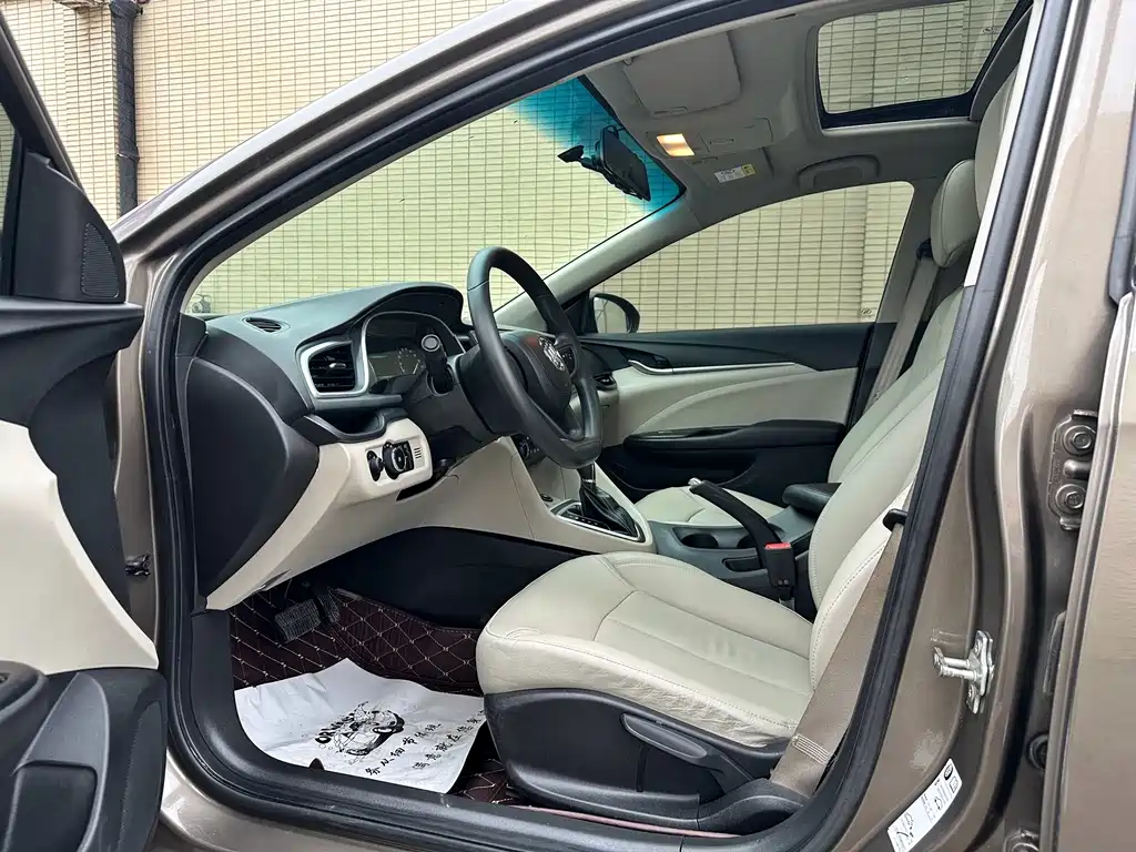 Buick Excelle — миниатюра 9