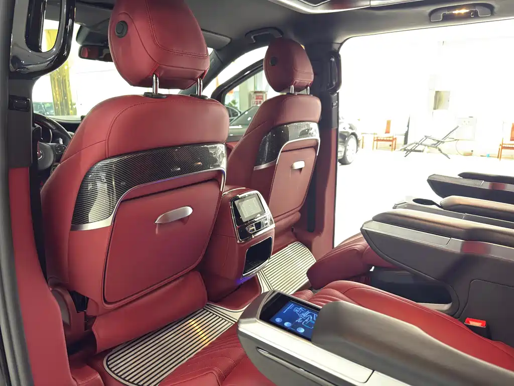 Mercedes-Benz V-Class (Import) — миниатюра 10